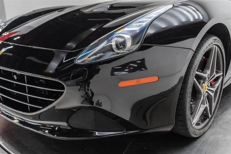 2017 Ferrari California T - Image 23 of 31