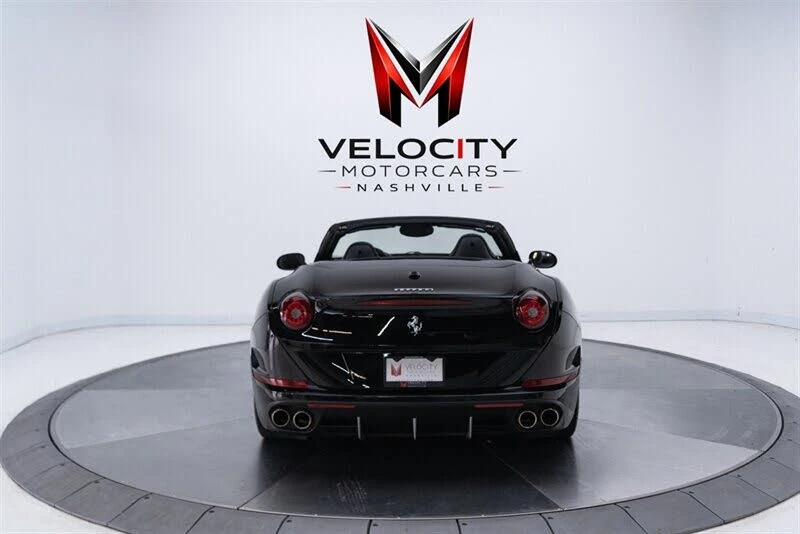 2017 Ferrari California T - Image 15 of 31
