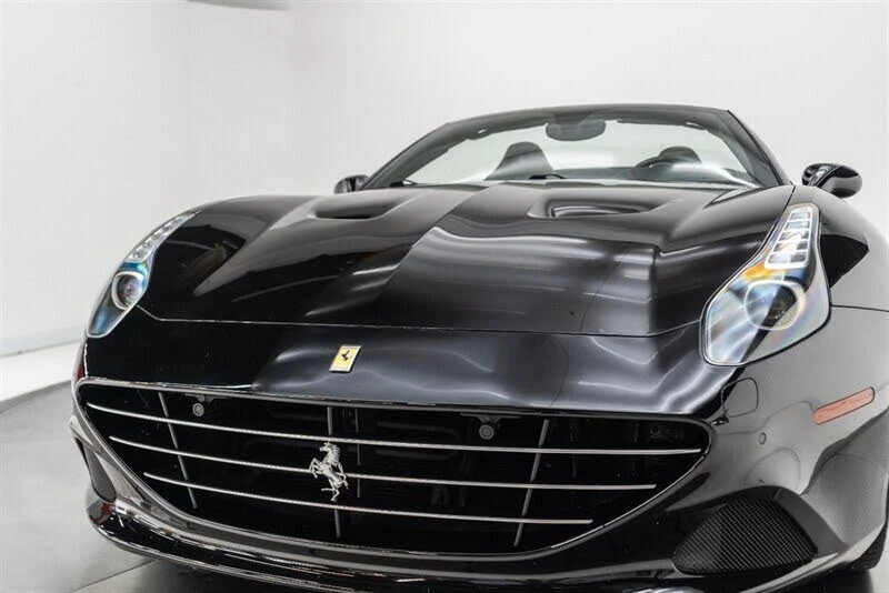 2017 Ferrari California T - Image 20 of 31