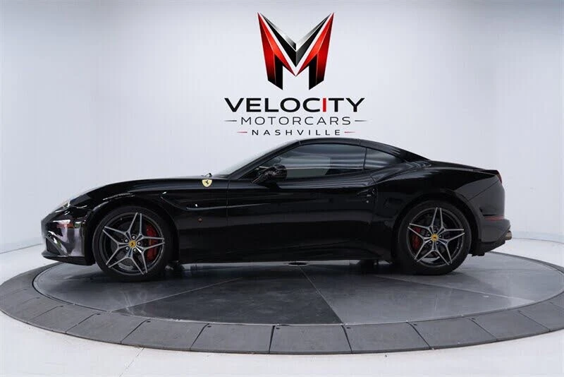 2017 Ferrari California T - Image 9 of 31