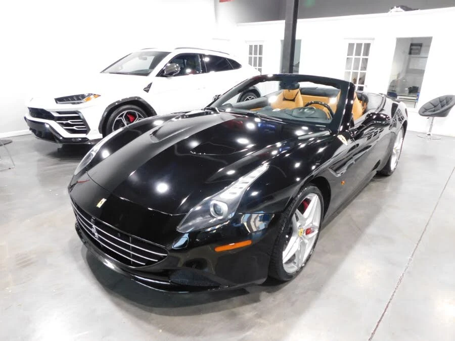 2017 Ferrari California T - Image 3 of 29