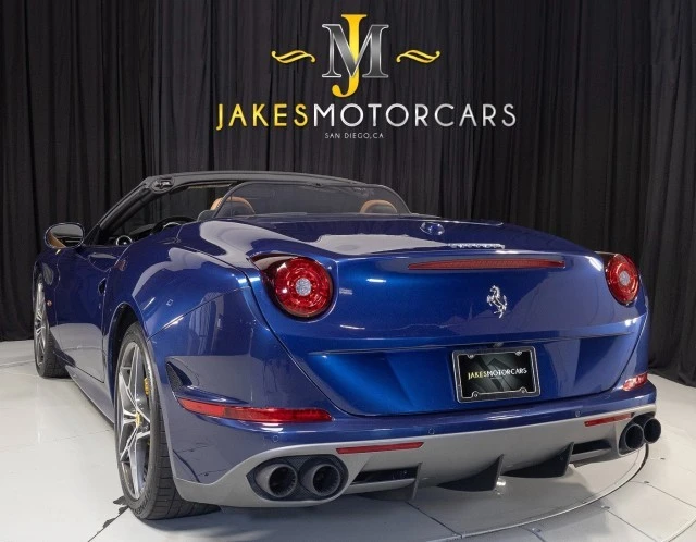 2017 Ferrari California T - Image 8 of 24