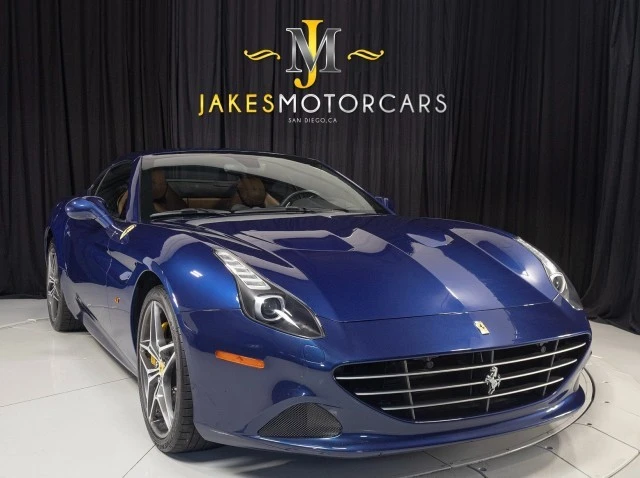 2017 Ferrari California T - Image 17 of 24