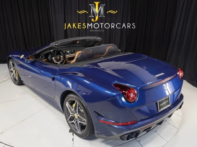 2017 Ferrari California T - Image 7 of 24