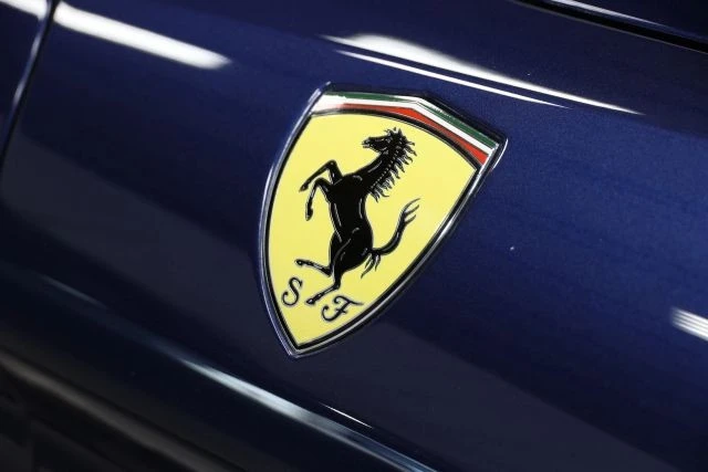 2017 Ferrari California T - Image 9 of 31