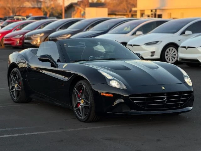 2017 Ferrari California T - Image 12 of 12