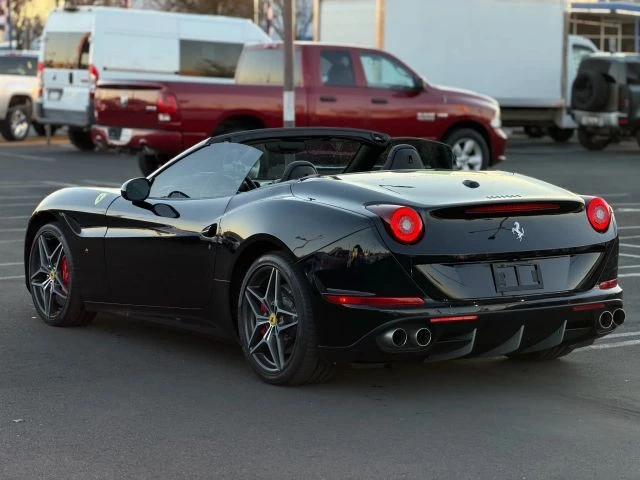 2017 Ferrari California T - Image 11 of 12