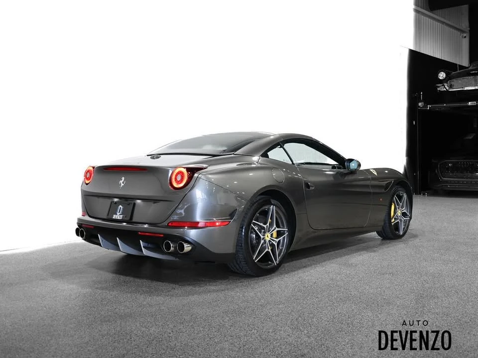 2017 Ferrari California T - Image 6 of 20