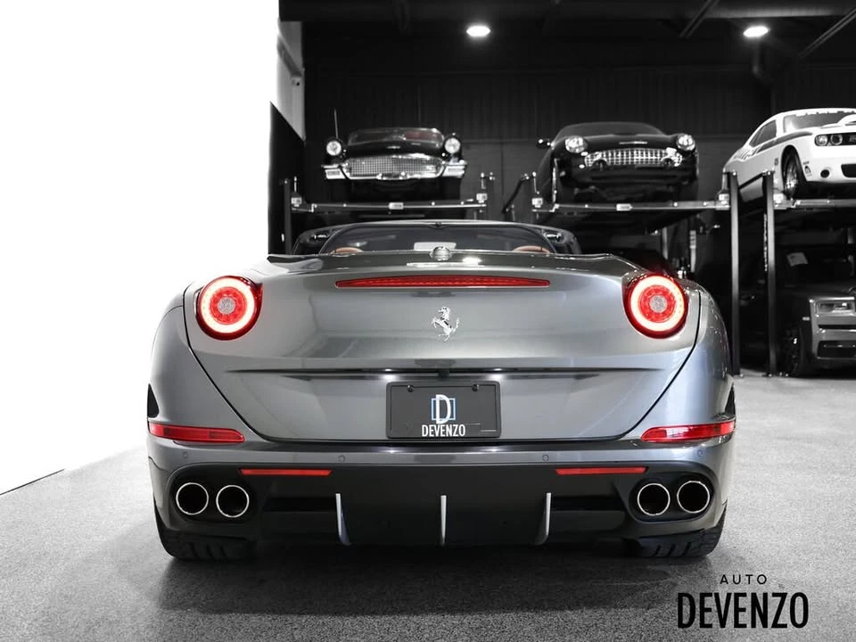 2017 Ferrari California T - Image 7 of 20