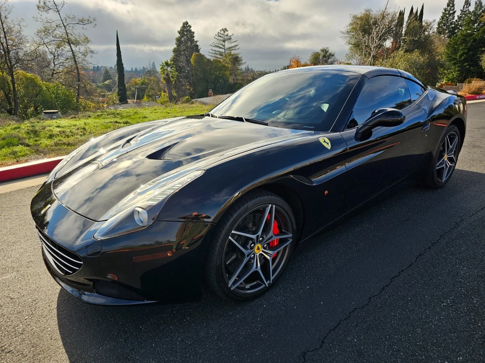 2017 Ferrari California T - Image 6 of 19