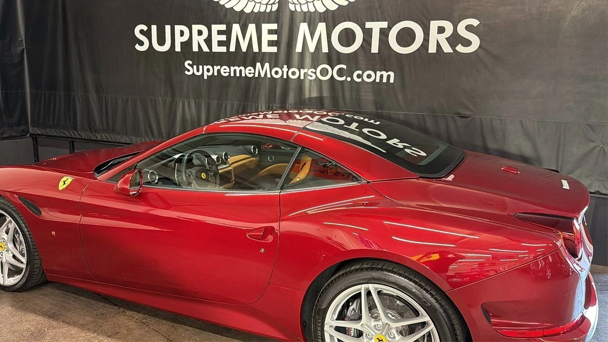 2017 Ferrari California T - Image 7 of 21
