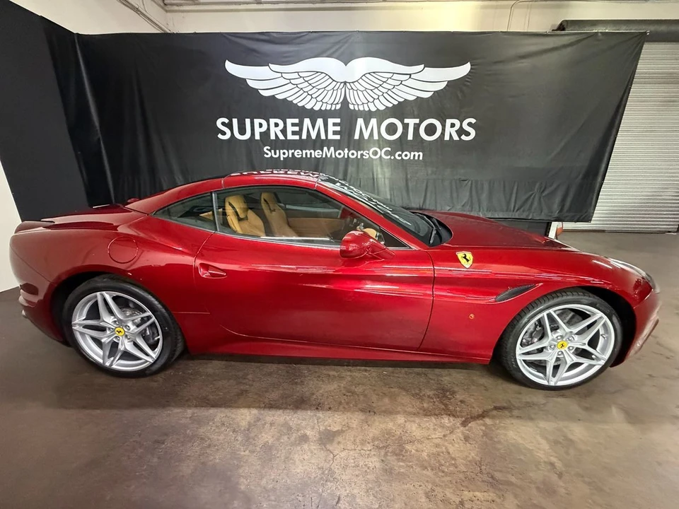 2017 Ferrari California T - Image 6 of 21