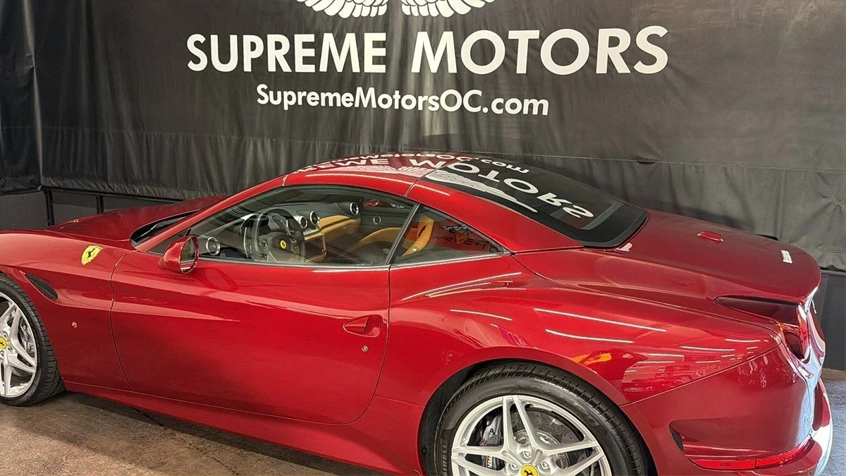 2017 Ferrari California T - Image 7 of 12