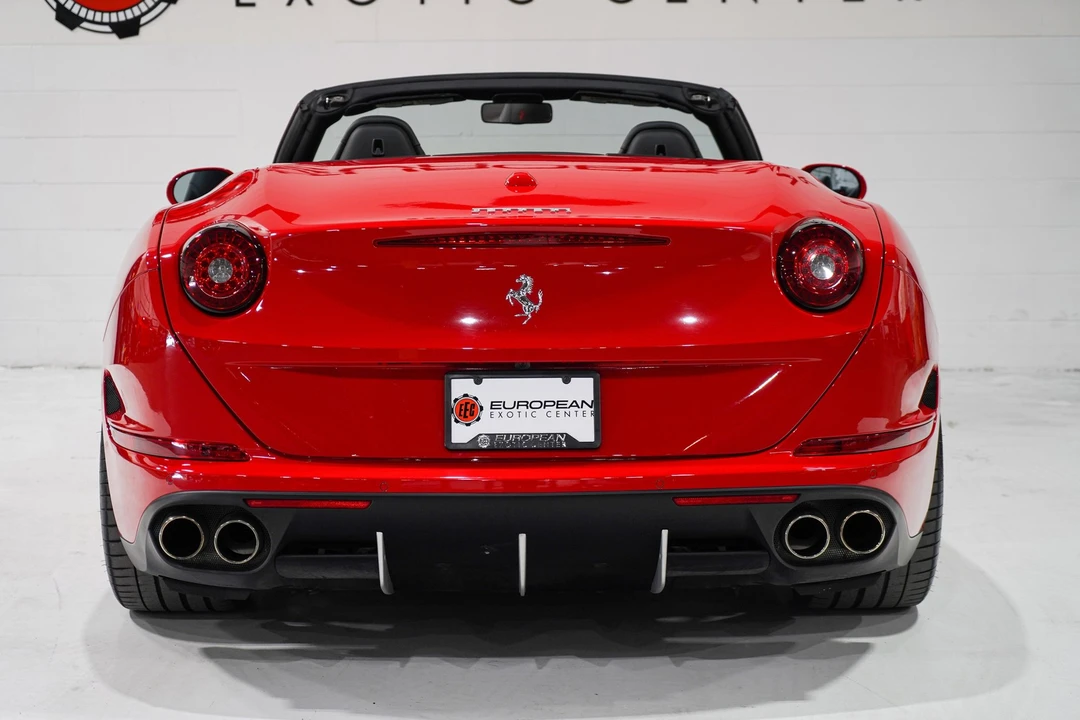 2017 Ferrari California T - Image 3 of 31