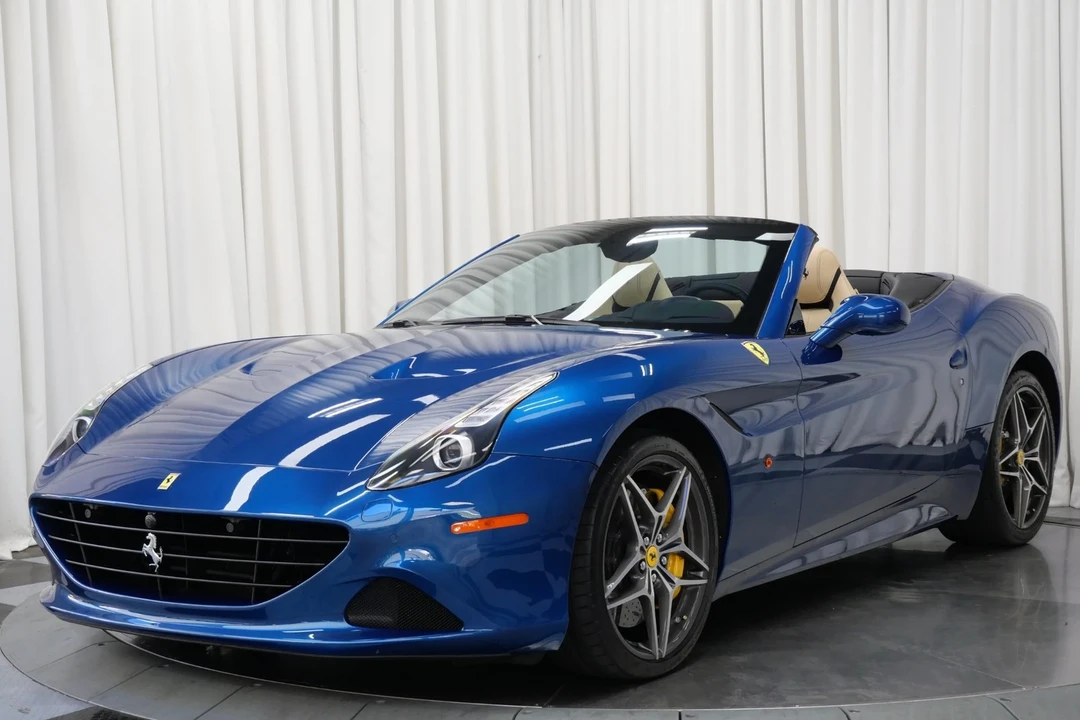 2017 Ferrari California T - Image 5 of 21