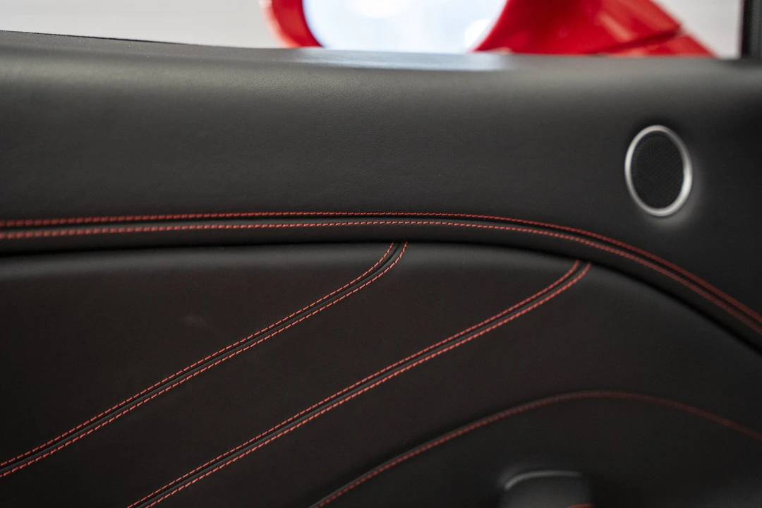 2017 Ferrari California T - Image 24 of 31