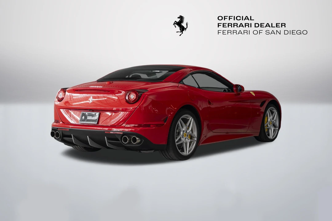 2017 Ferrari California T - Image 12 of 31