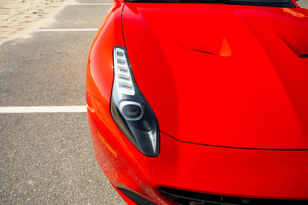 2017 Ferrari California T - Image 14 of 31