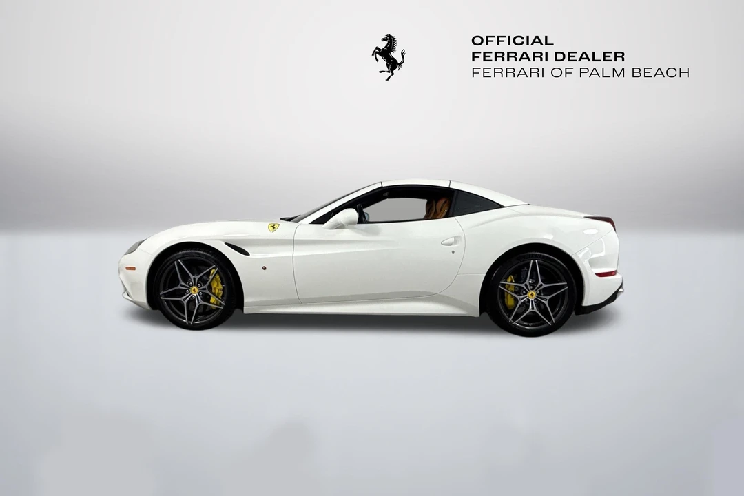 2017 Ferrari California T - Image 4 of 31