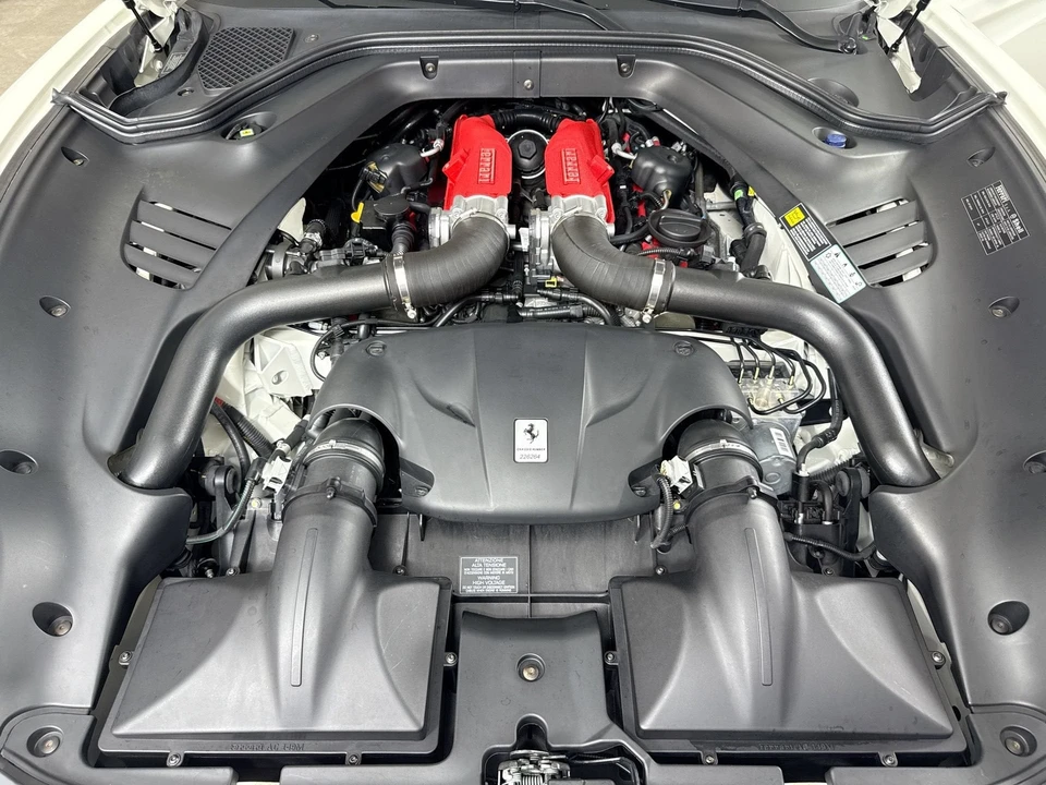 2017 Ferrari California T - Image 21 of 31