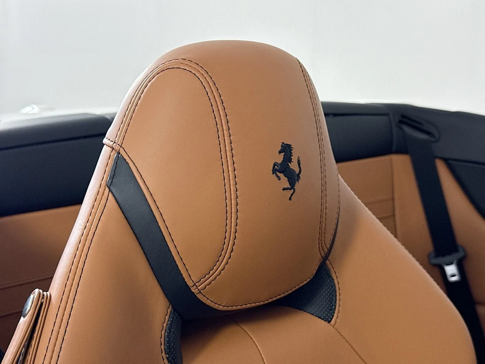 2017 Ferrari California T - Image 25 of 31