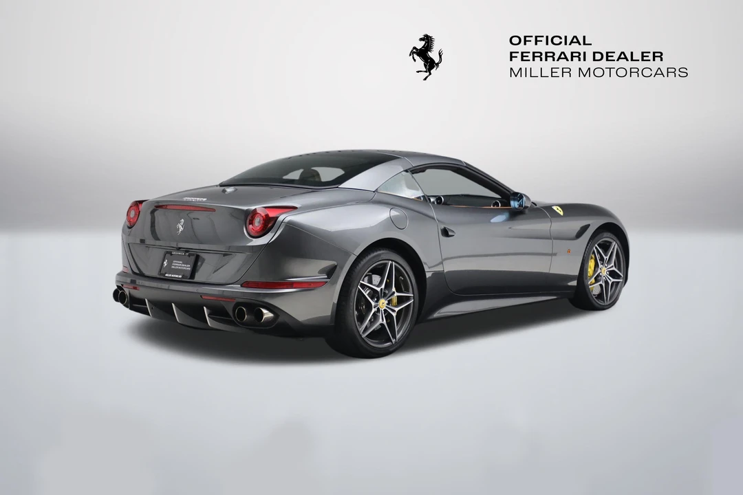 2017 Ferrari California T - Image 13 of 31