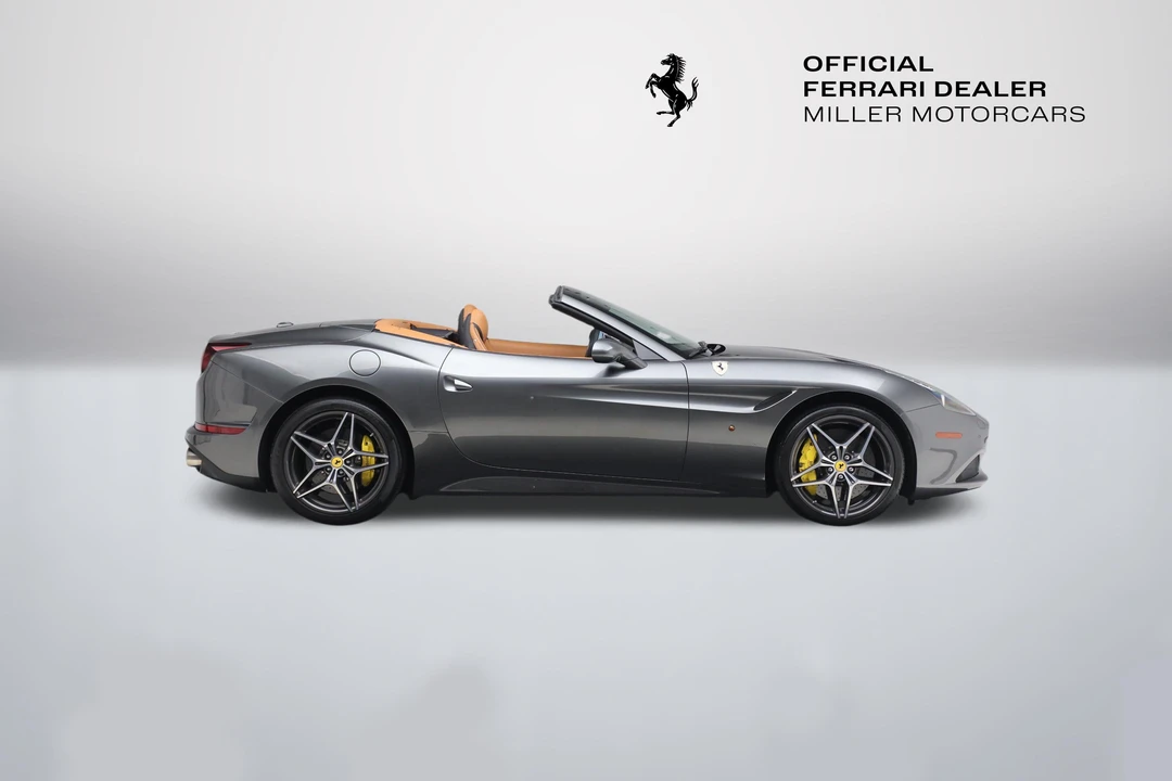 2017 Ferrari California T - Image 8 of 31