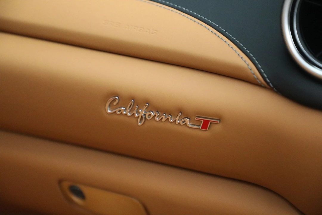 2017 Ferrari California T - Image 20 of 31