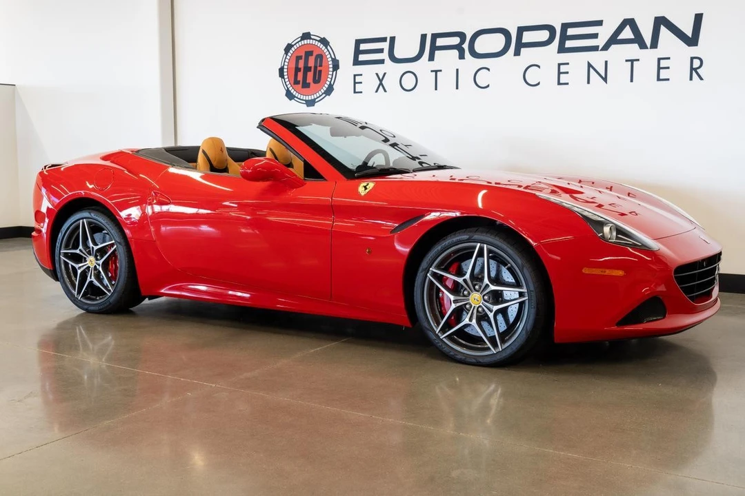 2017 Ferrari California T - Image 20 of 21