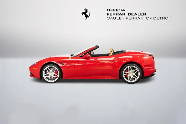 2017 Ferrari California T - Image 5 of 6