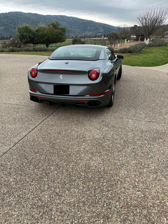 2017 Ferrari California T - Image 6 of 11