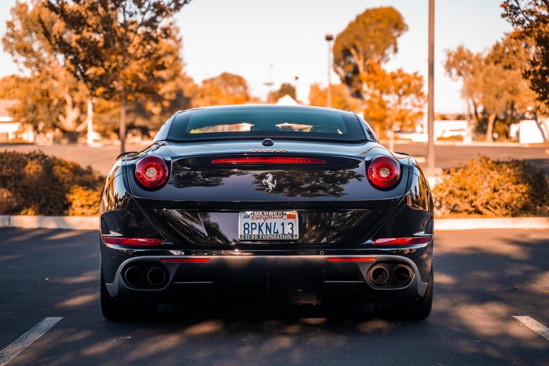2017 Ferrari California T - Image 10 of 31