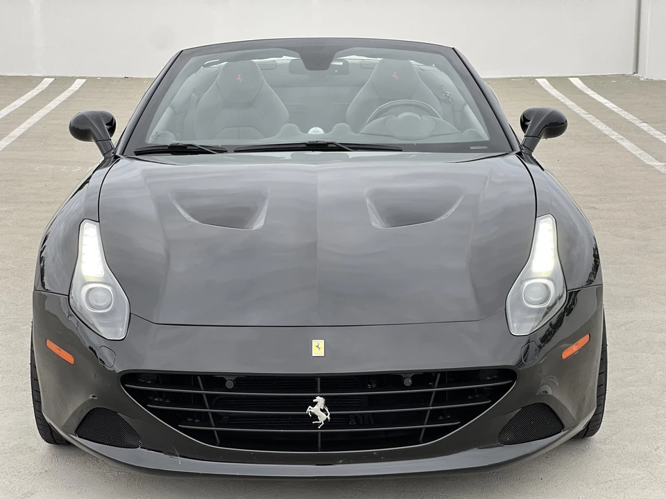 2017 Ferrari California T - Image 6 of 31