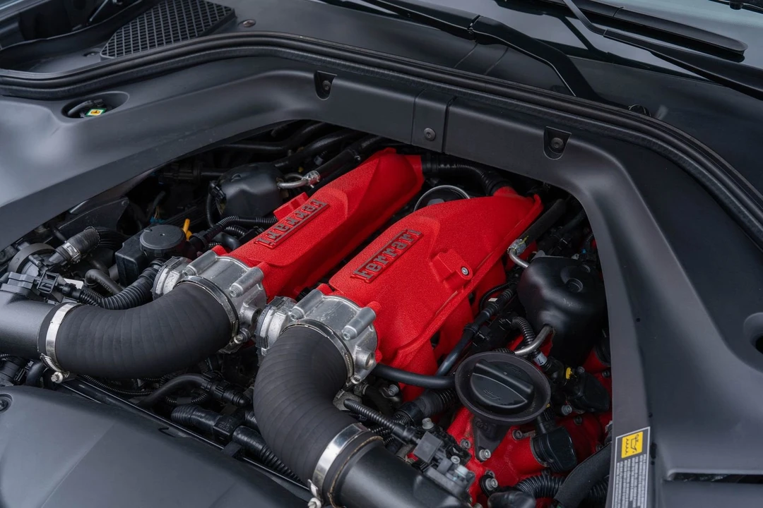 2017 Ferrari California T - Image 25 of 31