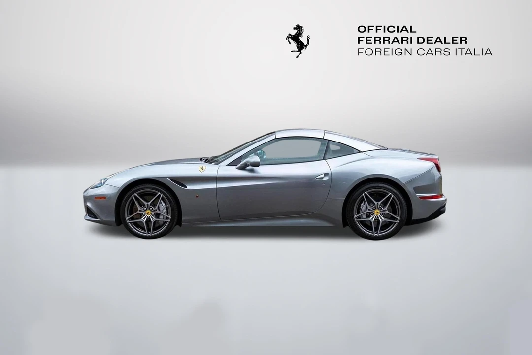 2017 Ferrari California T - Image 4 of 31