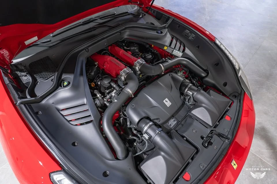 2017 Ferrari California T - Image 10 of 16