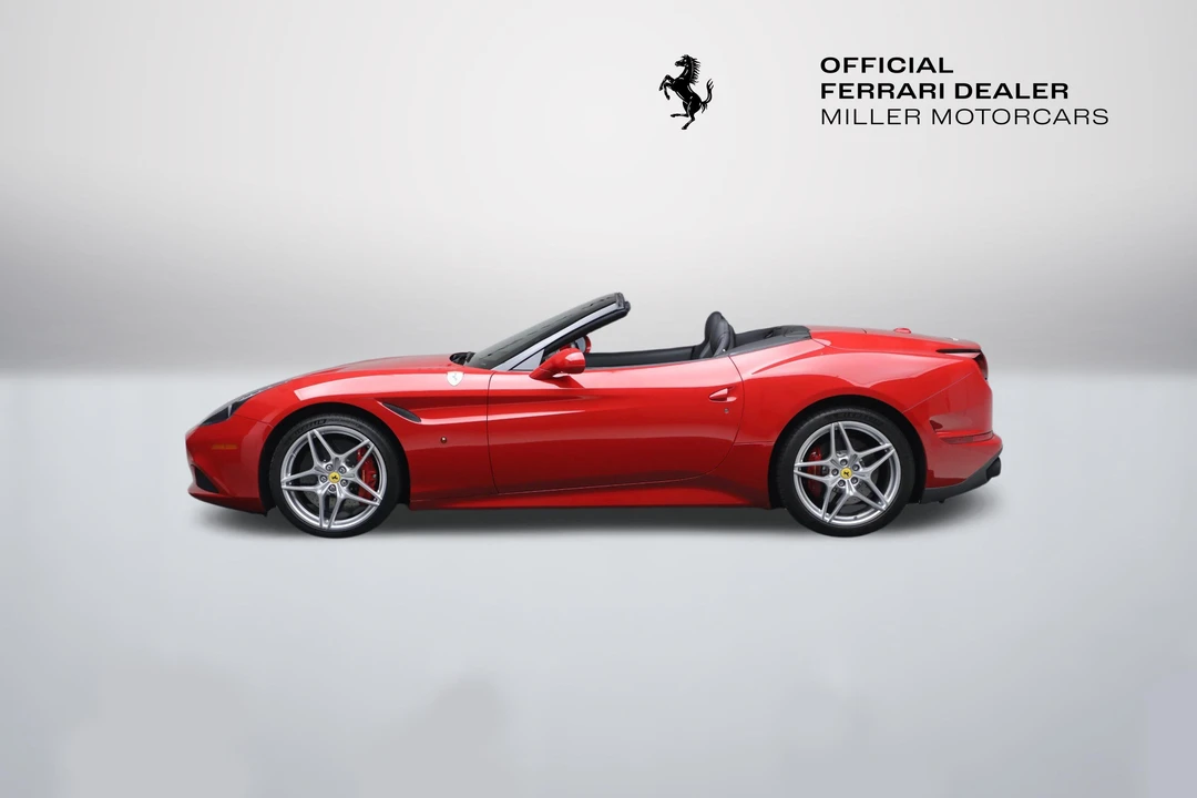 2017 Ferrari California T - Image 3 of 31