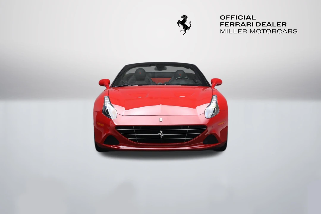 2017 Ferrari California T - Image 12 of 31