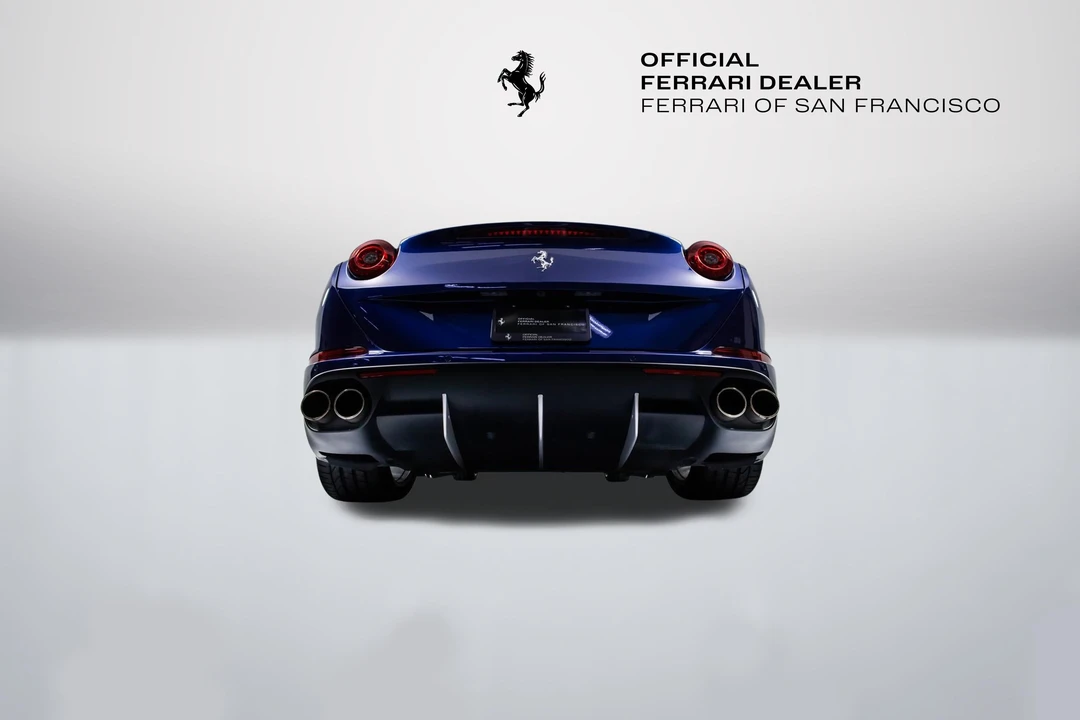 2017 Ferrari California T - Image 23 of 31