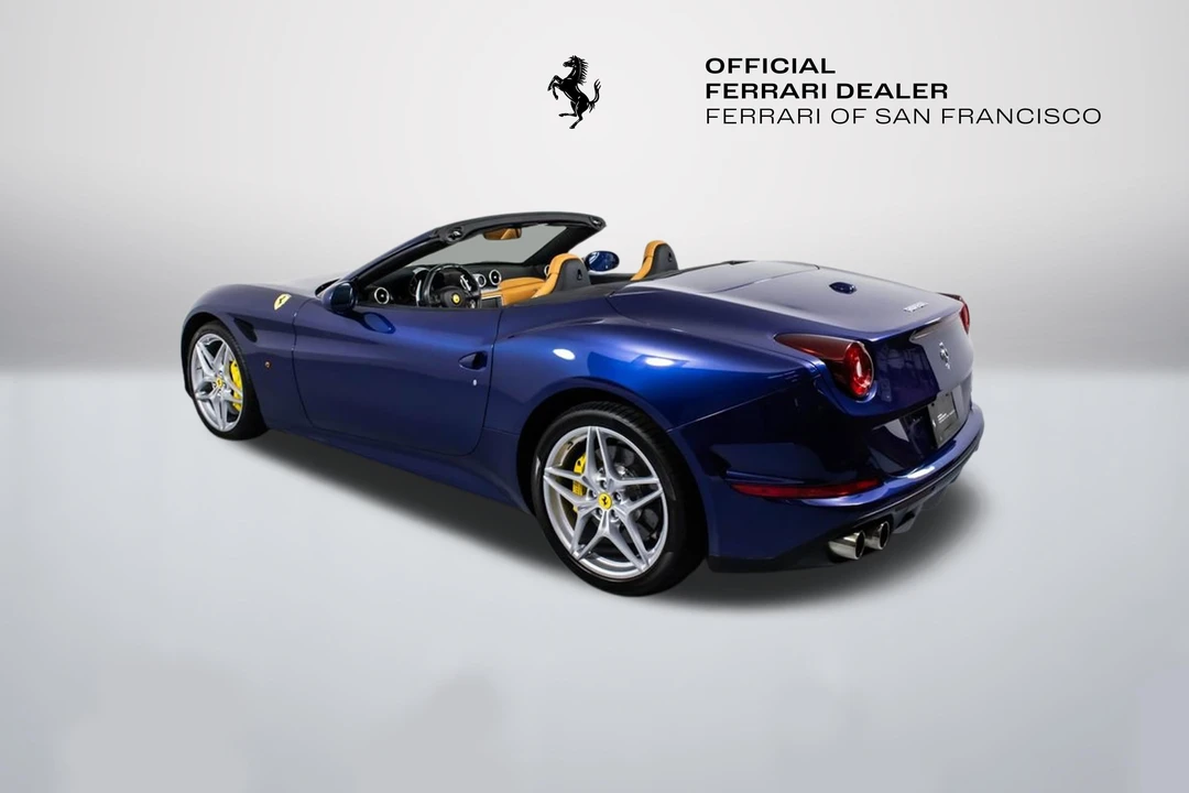 2017 Ferrari California T - Image 8 of 31