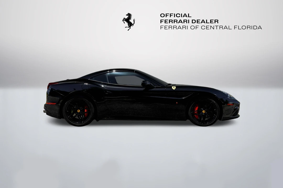 2017 Ferrari California T - Image 6 of 31