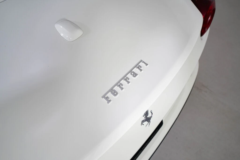 2017 Ferrari California - Image 25 of 31