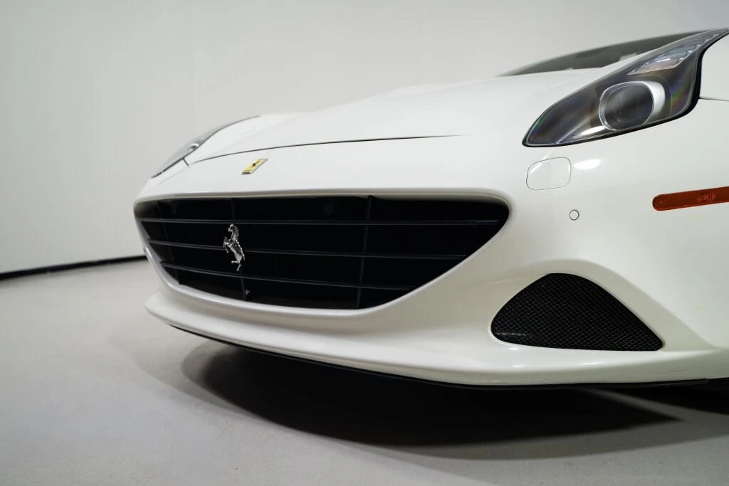 2017 Ferrari California - Image 18 of 31
