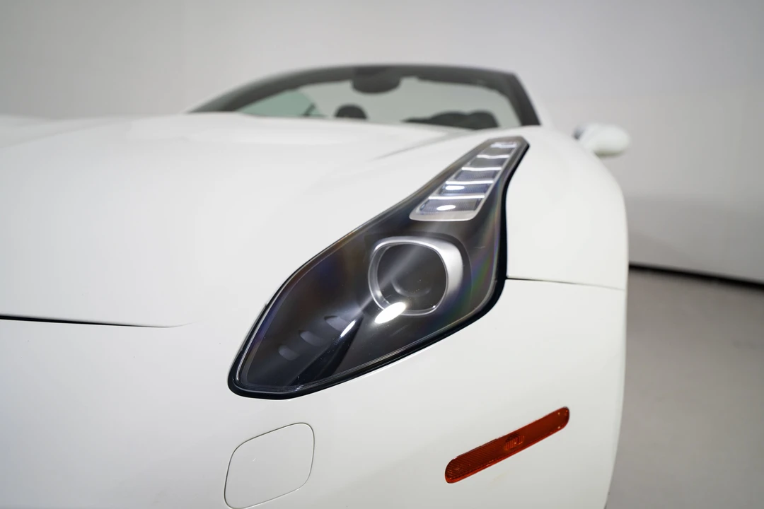 2017 Ferrari California T - Image 19 of 31
