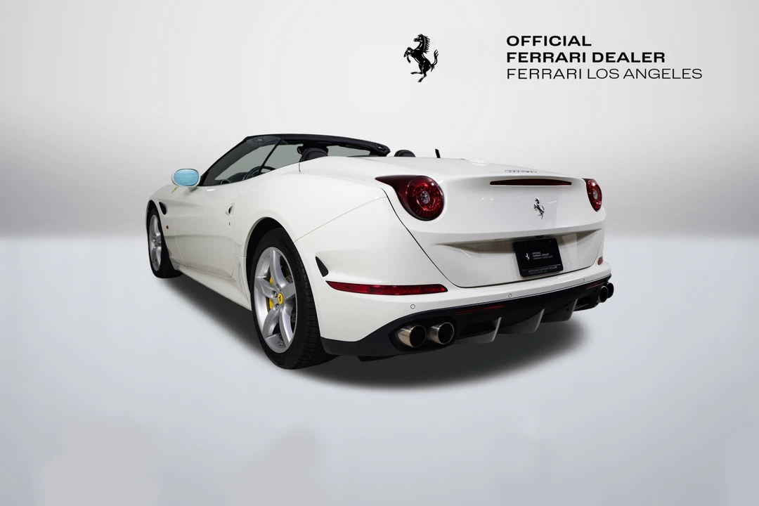 2017 Ferrari California T - Image 12 of 31