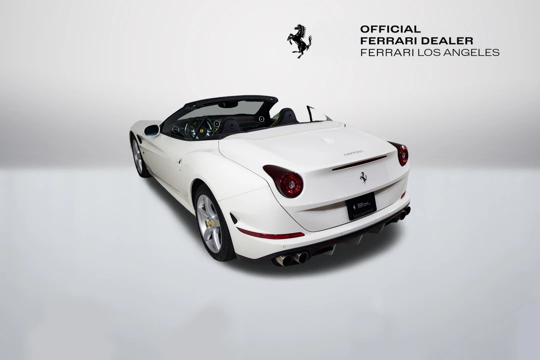2017 Ferrari California T - Image 13 of 31