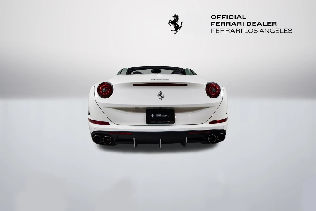 2017 Ferrari California T - Image 10 of 31