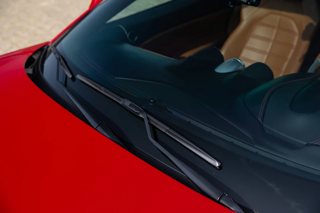 2017 Ferrari California T - Image 27 of 31