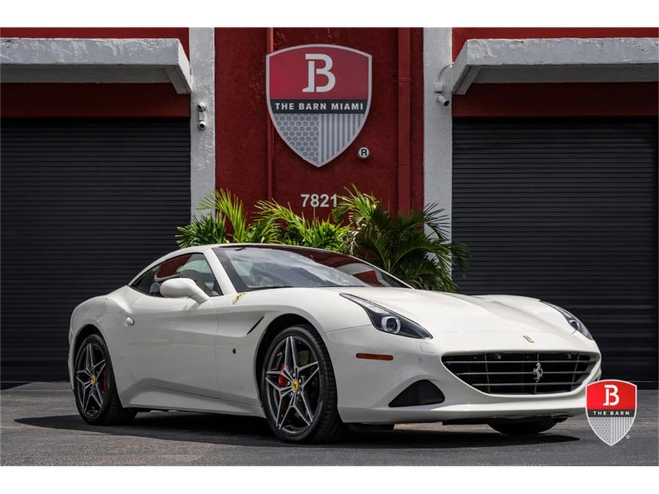 2017 Ferrari California T - Image 21 of 31