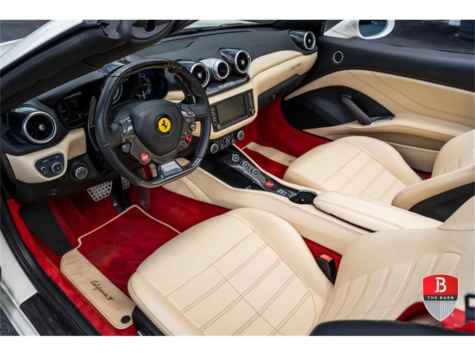 2017 Ferrari California T - Image 29 of 31